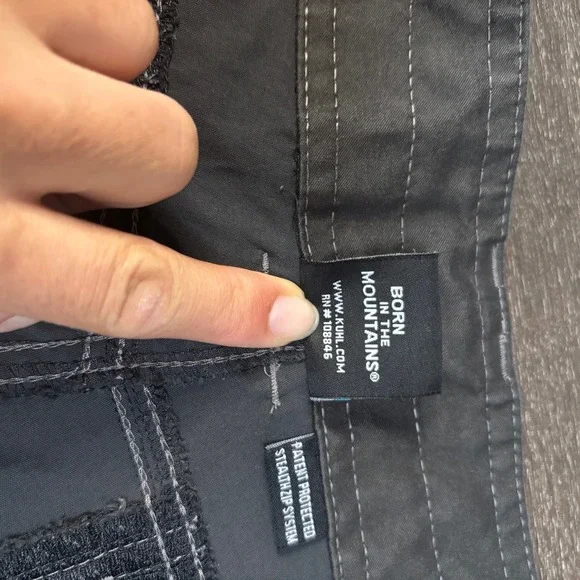 Kuhl Renegade Stealth Convertible Mens 34x30 Grey Zip Off Hiking Cargo Shorts - Picture 7 of 16